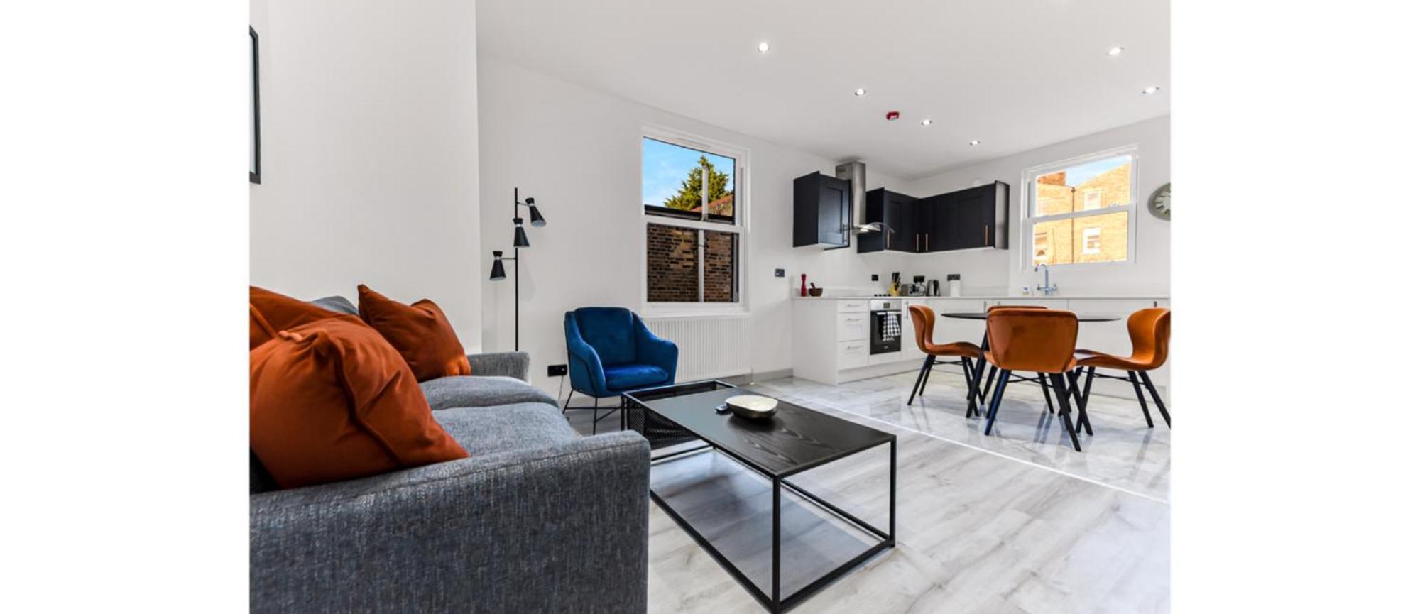 Huge, Brand-new Flat For Friends & Families! London